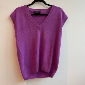 Vintage Nicole D Lambswool Magenta Sleeveless Sweater Vest - Small
